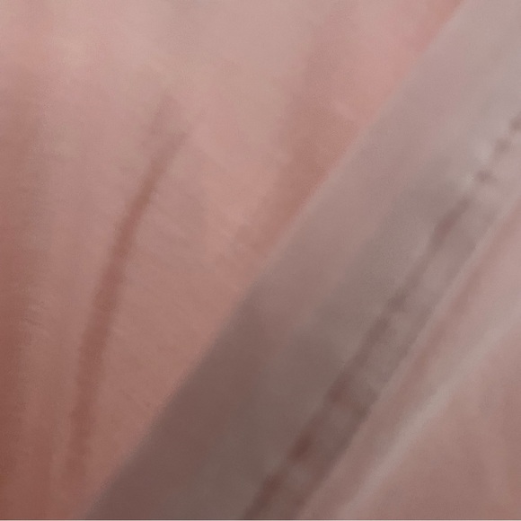 Lululemon It’s a tie Pink Tee Shirt Wrap Around Ribbon Tie Size 4 - Picture 5 of 13